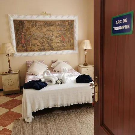 Le Petit Paris 2* 费雷尔